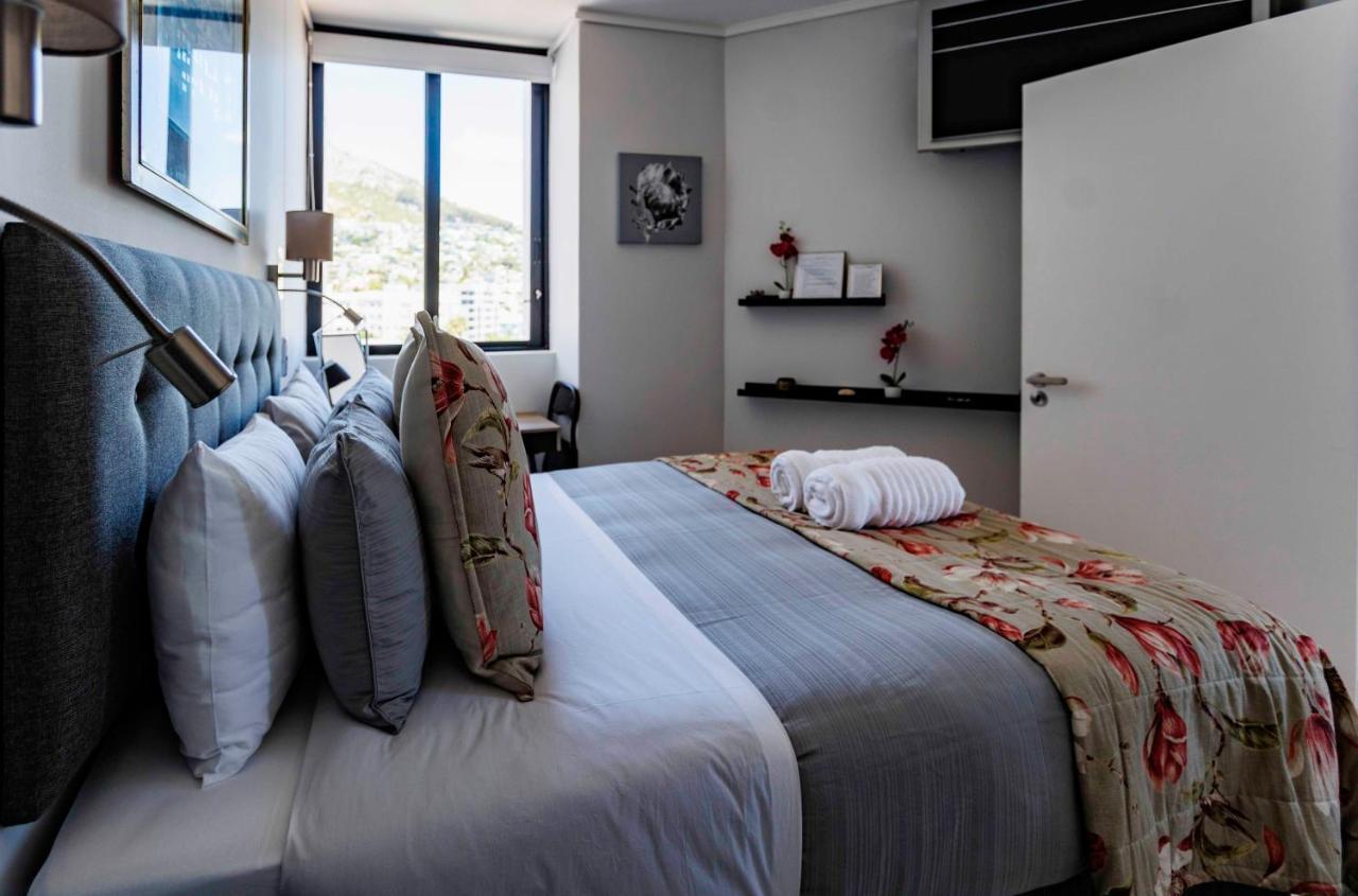 Flamingo Sea Point Sea View Luxury Best Position 1 Bedroom Apartment Queen Size Bed & Inverter For Tv Kapstaden Exteriör bild