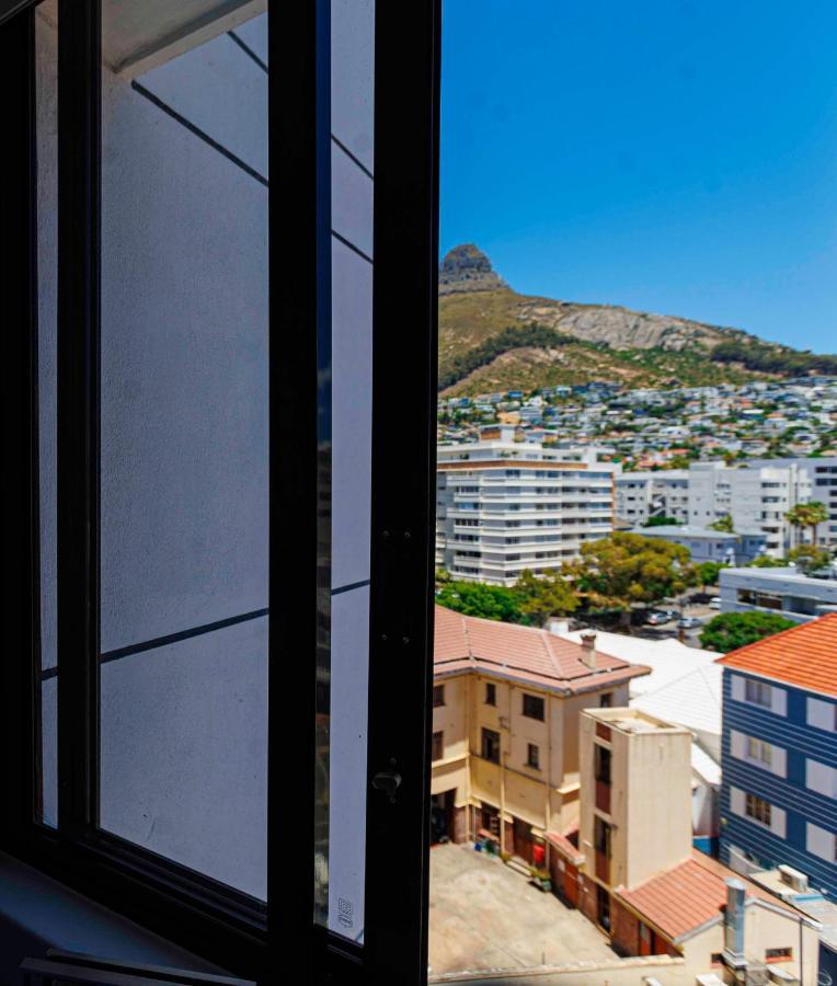 Flamingo Sea Point Sea View Luxury Best Position 1 Bedroom Apartment Queen Size Bed & Inverter For Tv Kapstaden Exteriör bild